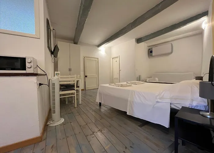 Living 5 Terre Вернацца